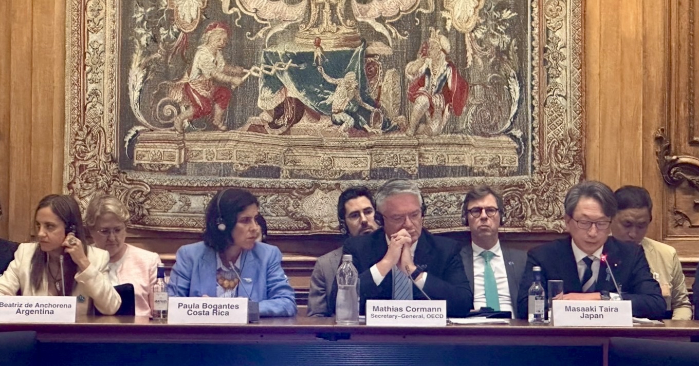 Digital Minister Taira participating in a DFFT High-Level Panel.
